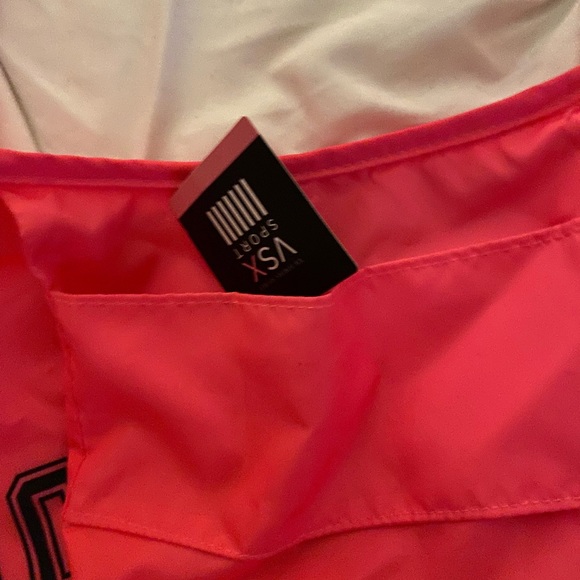 NWT Victoria Secret Hot Pink VSX Sport Nylon Packable Gym tote bag - Picture 3 of 3